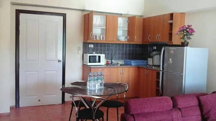 Lomsabai Apartments Bang Saen Ngoại thất bức ảnh