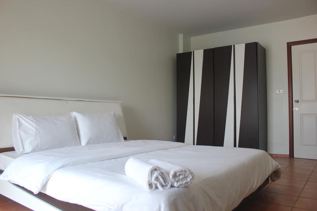 Lomsabai Apartments Bang Saen Ngoại thất bức ảnh