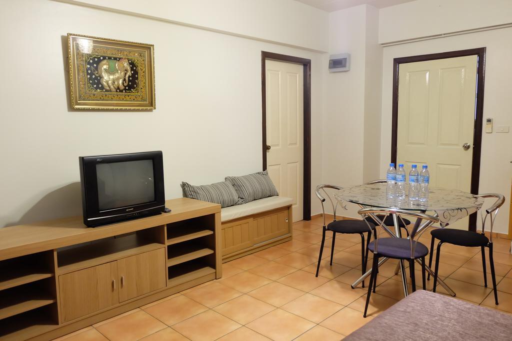 Lomsabai Apartments Bang Saen Ngoại thất bức ảnh