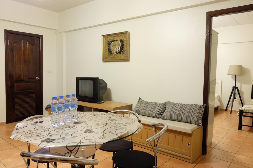 Lomsabai Apartments Bang Saen Ngoại thất bức ảnh
