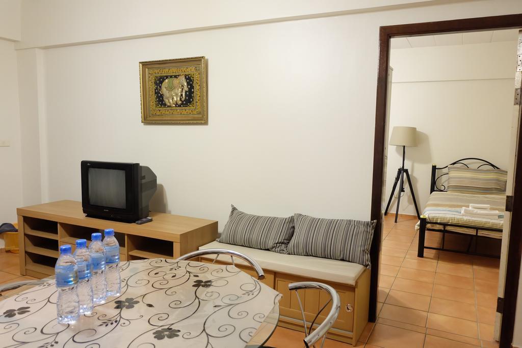 Lomsabai Apartments Bang Saen Ngoại thất bức ảnh