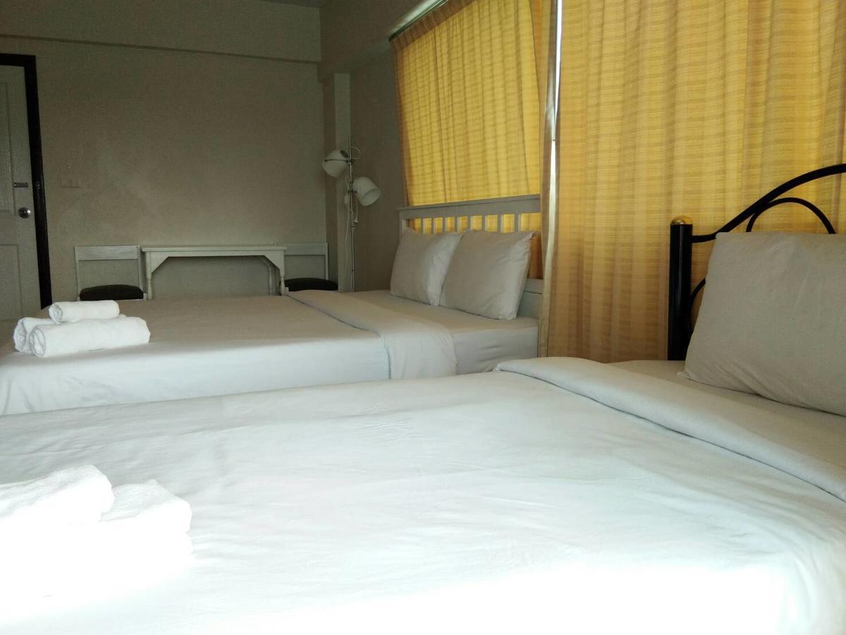 Lomsabai Apartments Bang Saen Ngoại thất bức ảnh