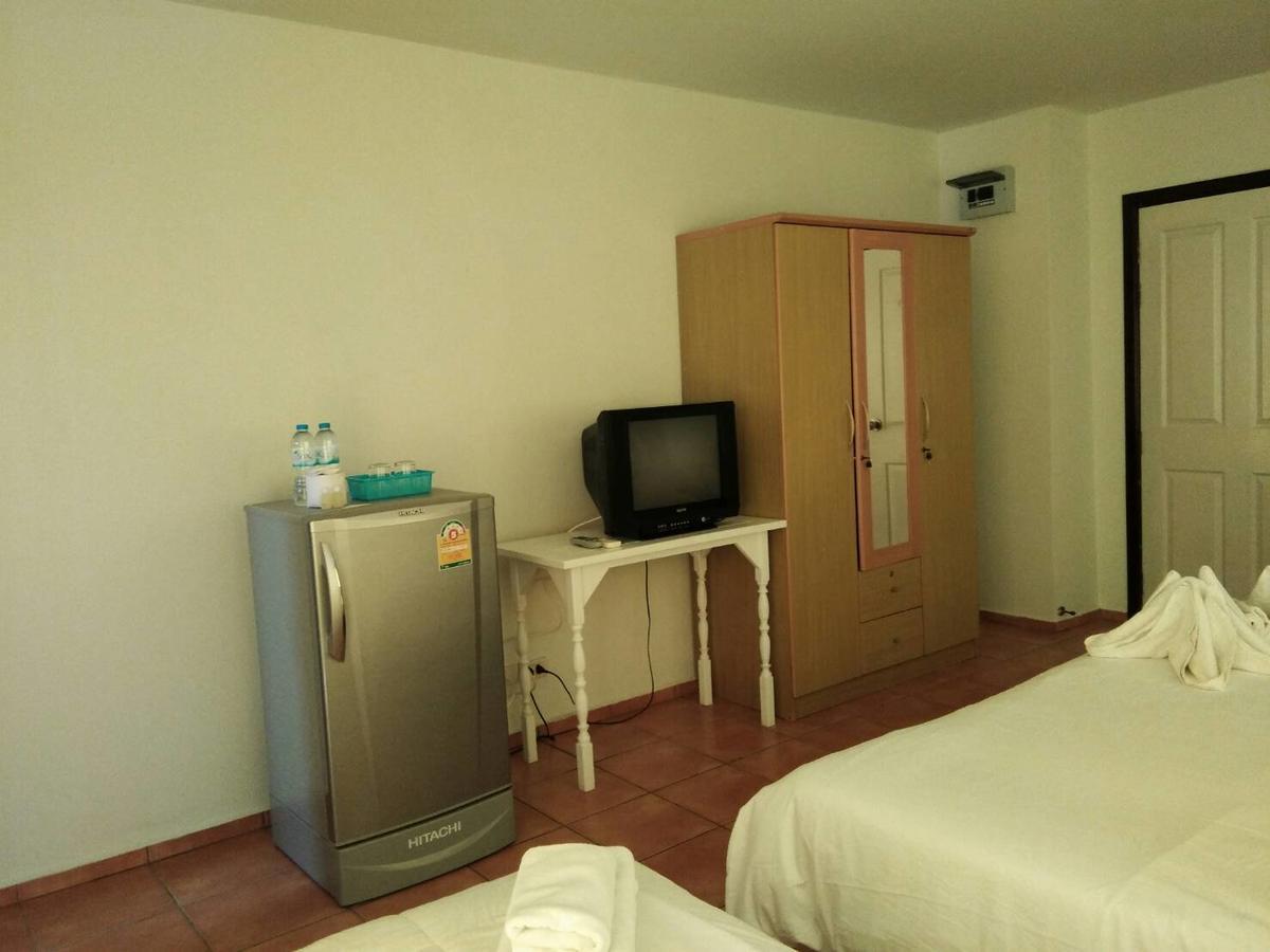 Lomsabai Apartments Bang Saen Ngoại thất bức ảnh