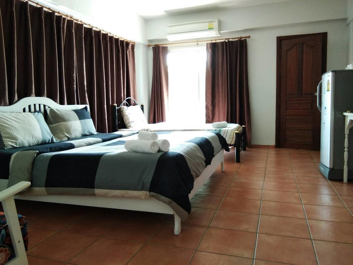 Lomsabai Apartments Bang Saen Ngoại thất bức ảnh
