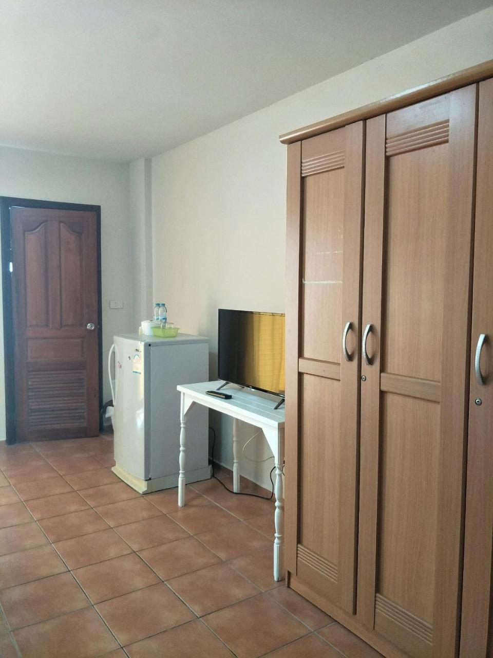 Lomsabai Apartments Bang Saen Ngoại thất bức ảnh