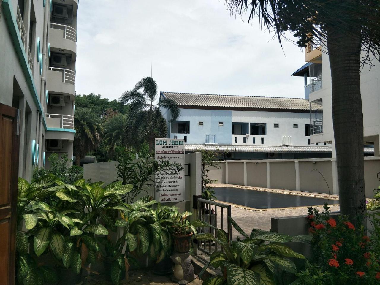 Lomsabai Apartments Bang Saen Ngoại thất bức ảnh