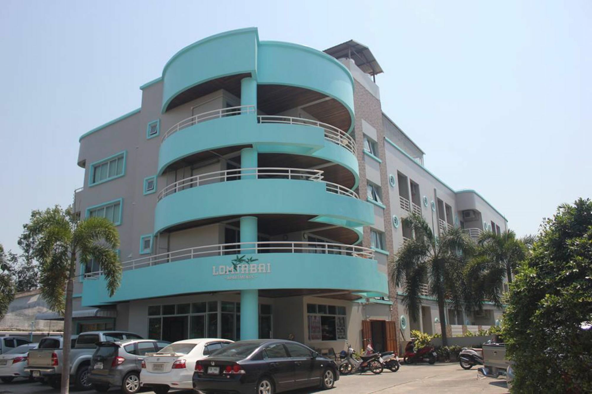 Lomsabai Apartments Bang Saen Ngoại thất bức ảnh