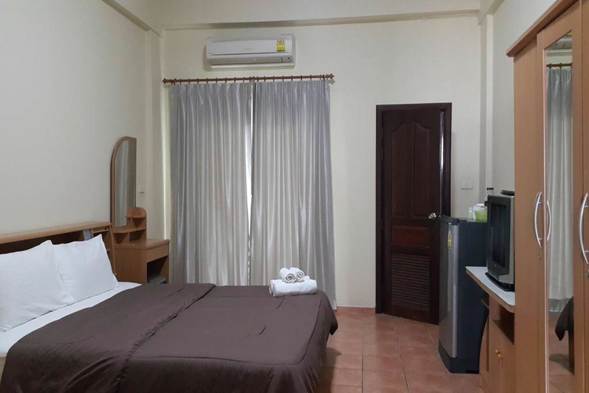 Lomsabai Apartments Bang Saen Ngoại thất bức ảnh